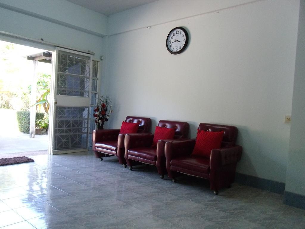 Albatross Guesthouse @ Thungwualaen Beach Pathiu Bagian luar foto